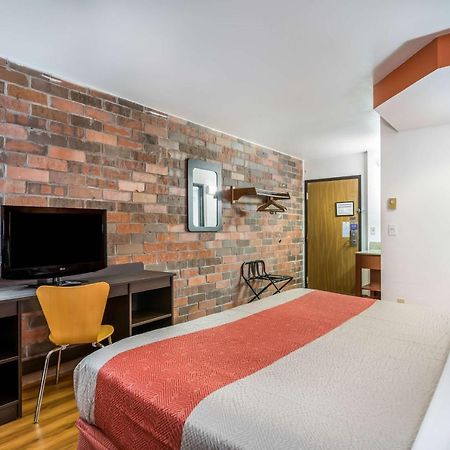 Motel 6-Madison, Wi - East المظهر الخارجي الصورة