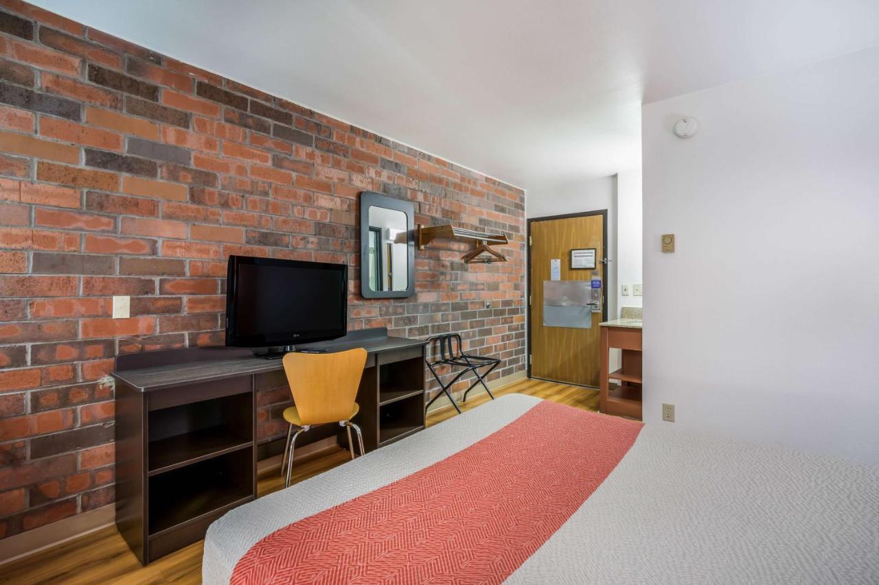 Motel 6-Madison, Wi - East المظهر الخارجي الصورة