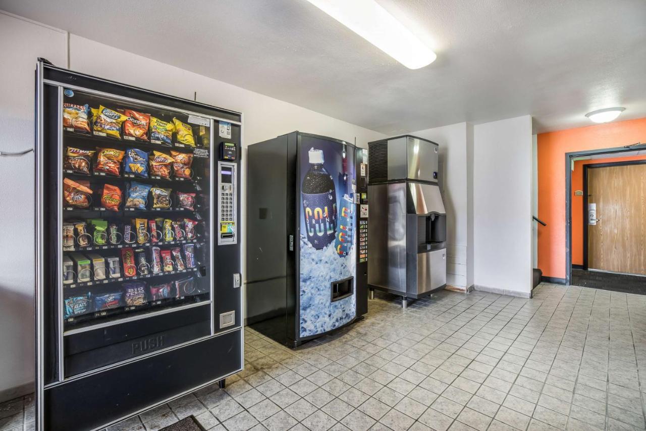 Motel 6-Madison, Wi - East المظهر الخارجي الصورة