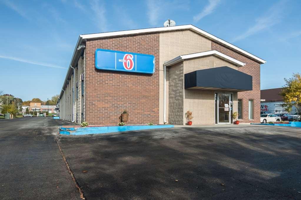 Motel 6-Madison, Wi - East المظهر الخارجي الصورة