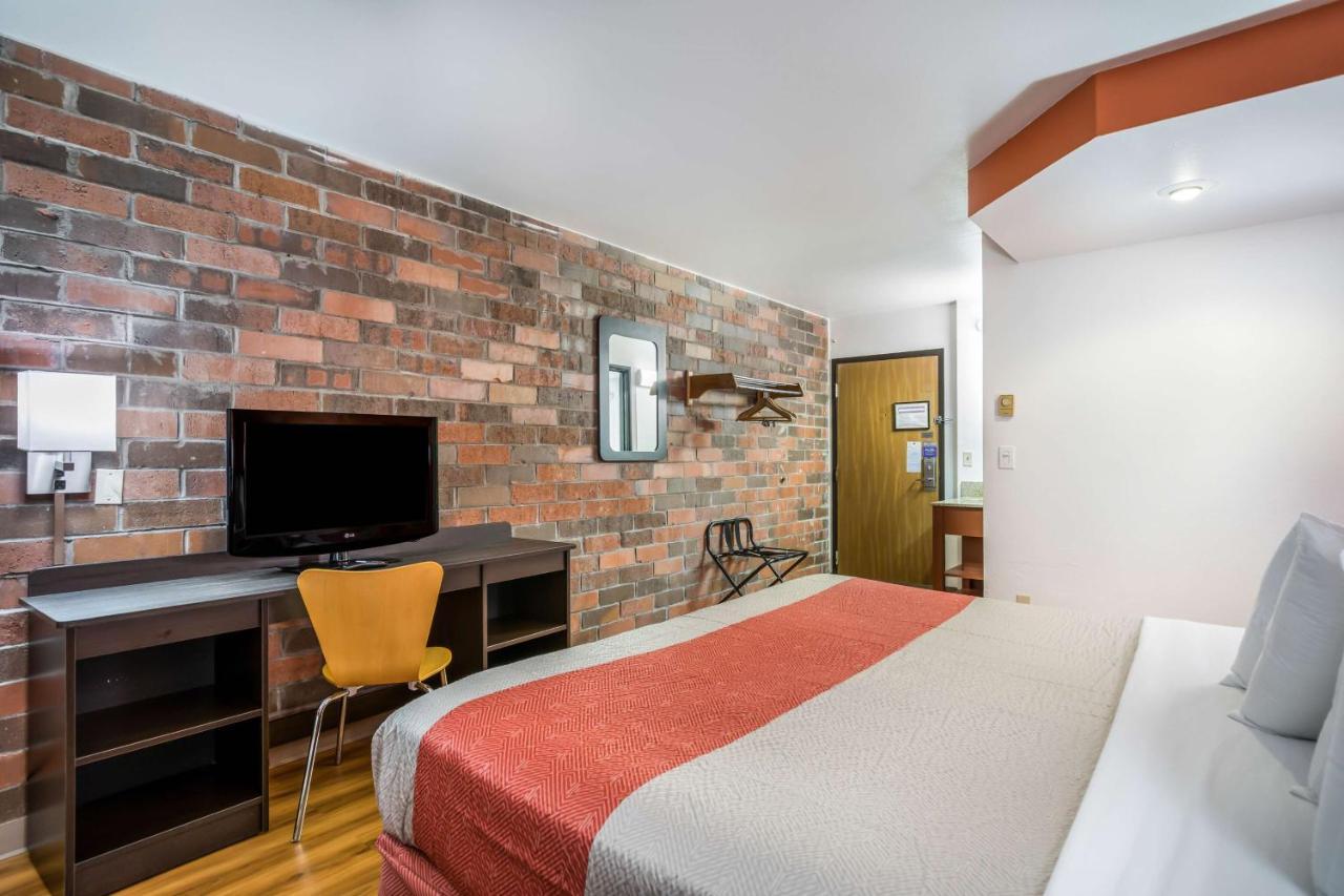 Motel 6-Madison, Wi - East المظهر الخارجي الصورة