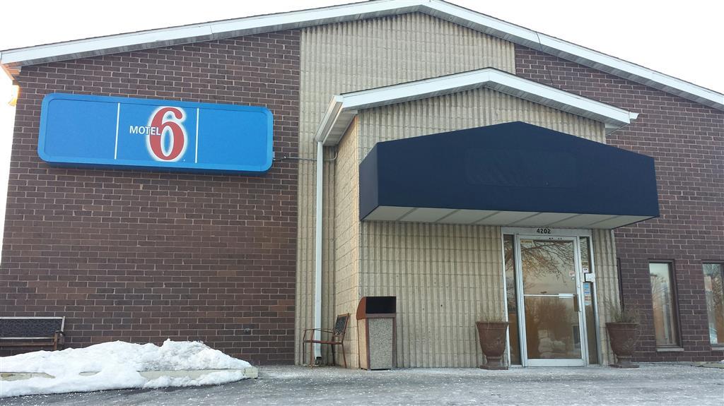 Motel 6-Madison, Wi - East المظهر الخارجي الصورة